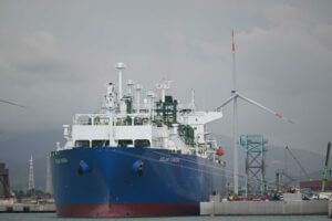 Nave rigassificatrice Piombino